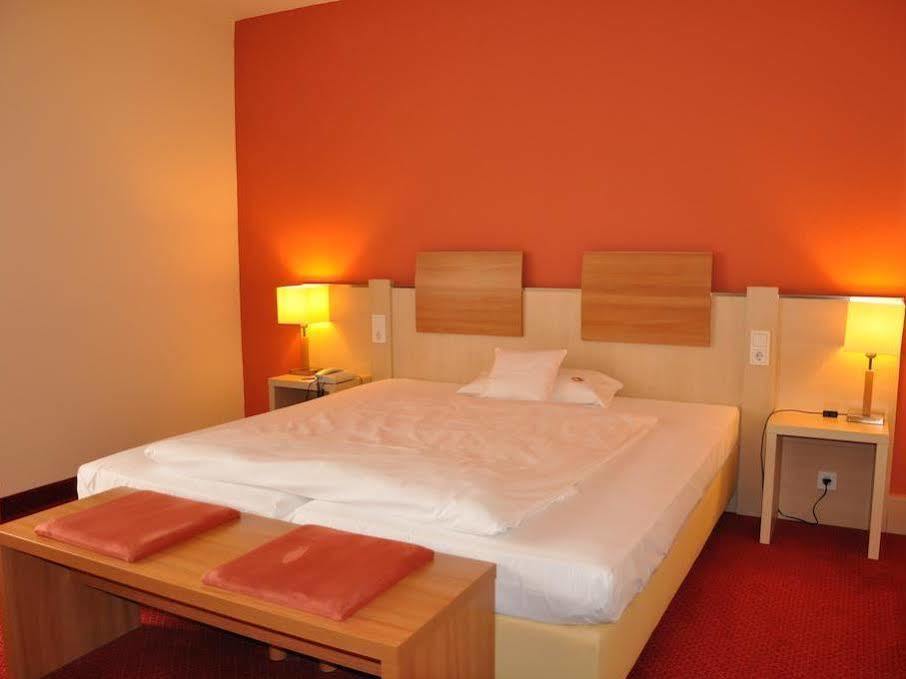 Hotel am Kurpark Bad Hersfeld Exterior foto